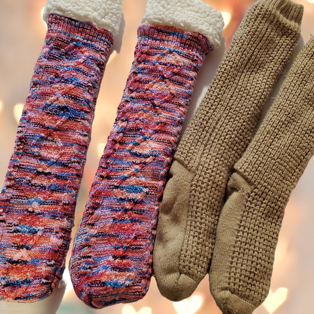 Fluffy Reading‎ Socks